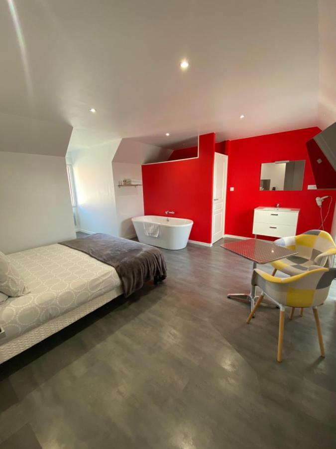 Bed and Breakfast Aux Charmes Isques Экстерьер фото