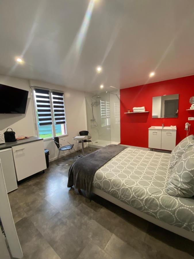 Bed and Breakfast Aux Charmes Isques Экстерьер фото